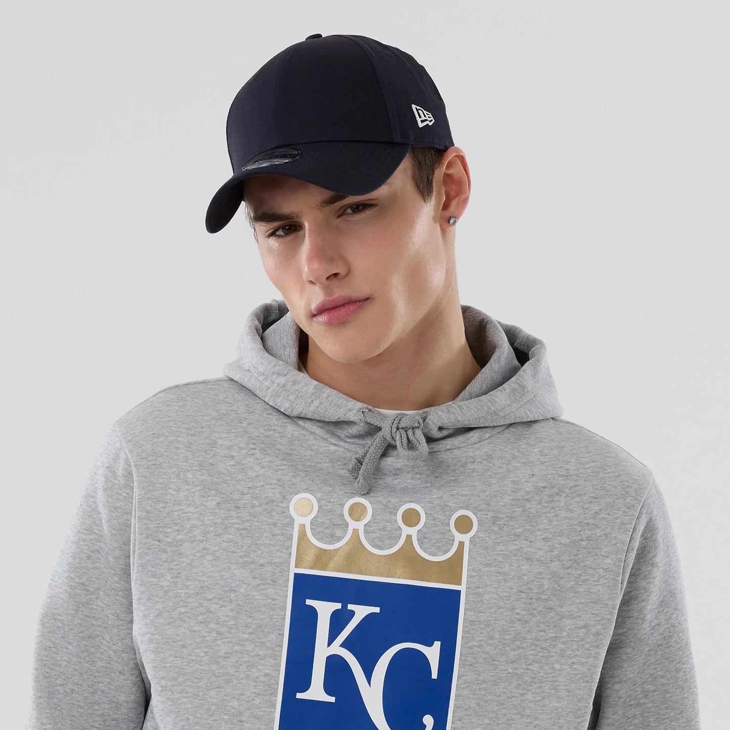 The Male model is wearing Kansas City Royals MLB Grey Pullover Hoodie 6