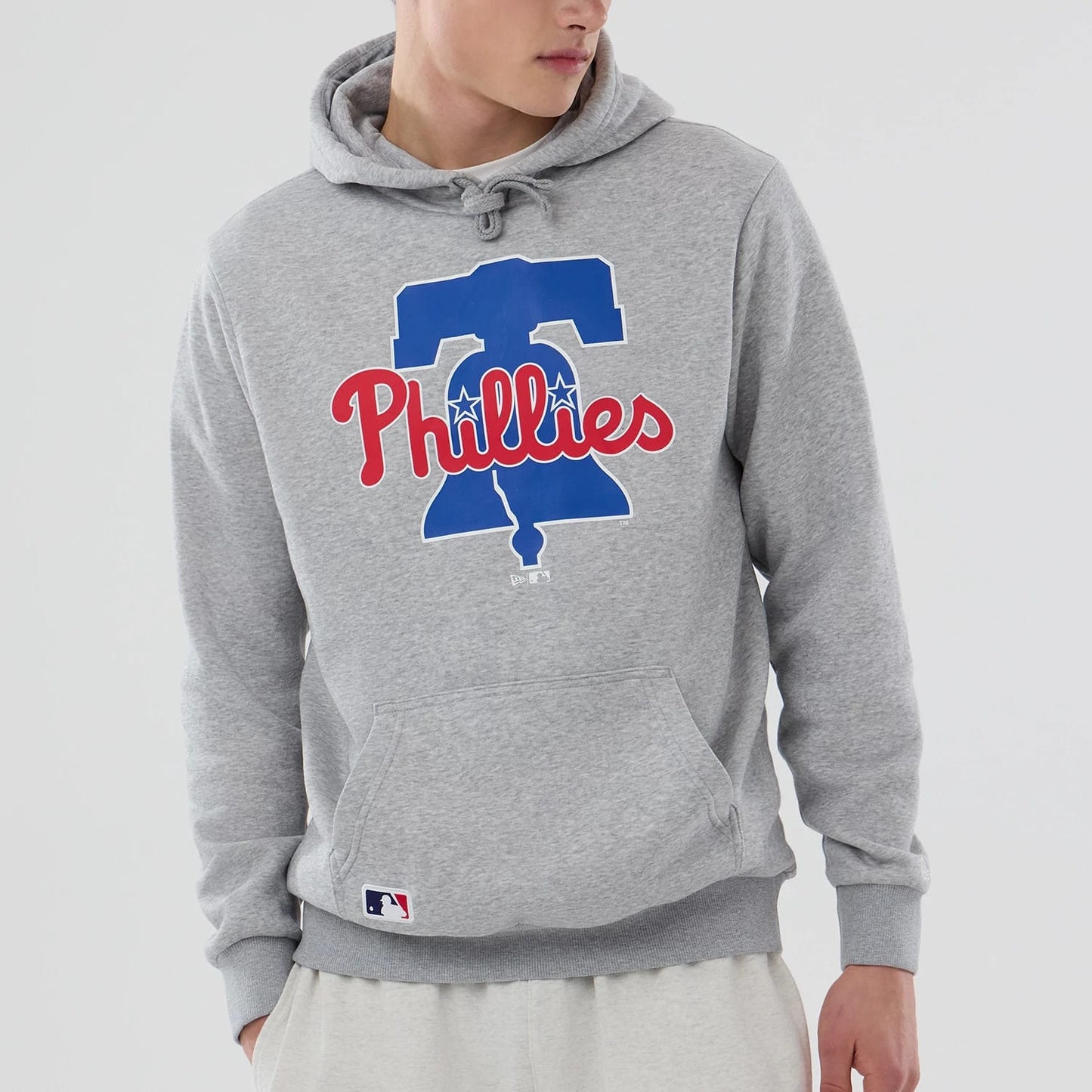 The Male model is wearing Philadelphia Phillies MLB Grey Pullover Hoodie 5