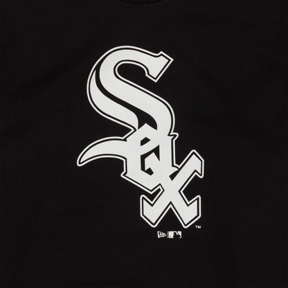 The Male model is wearing Chicago White Sox MLB Regular Black Crew Neck Sweater 3