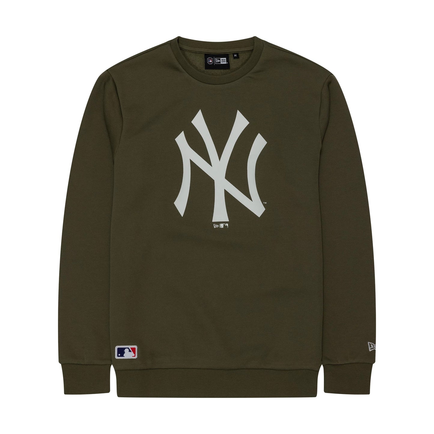 The Male model is wearing New York Yankees MLB Regular Green Crew Neck Sweater 1
