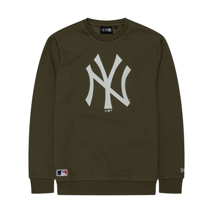 The Male model is wearing New York Yankees MLB Regular Green Crew Neck Sweater 1