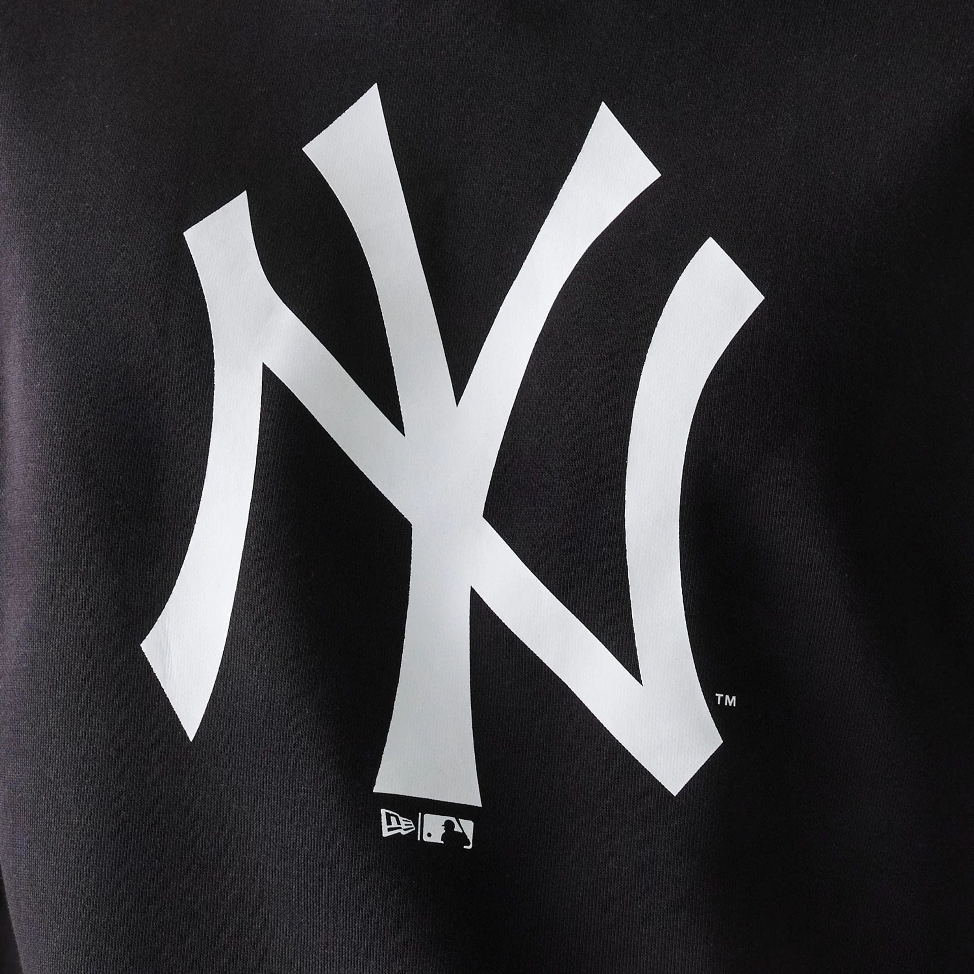 The Male model is wearing New York Yankees MLB Regular Black Crew Neck Sweater 4