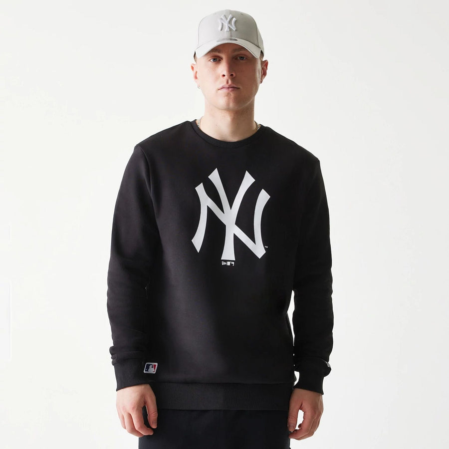 The Male model is wearing New York Yankees MLB Regular Black Crew Neck Sweater 1
