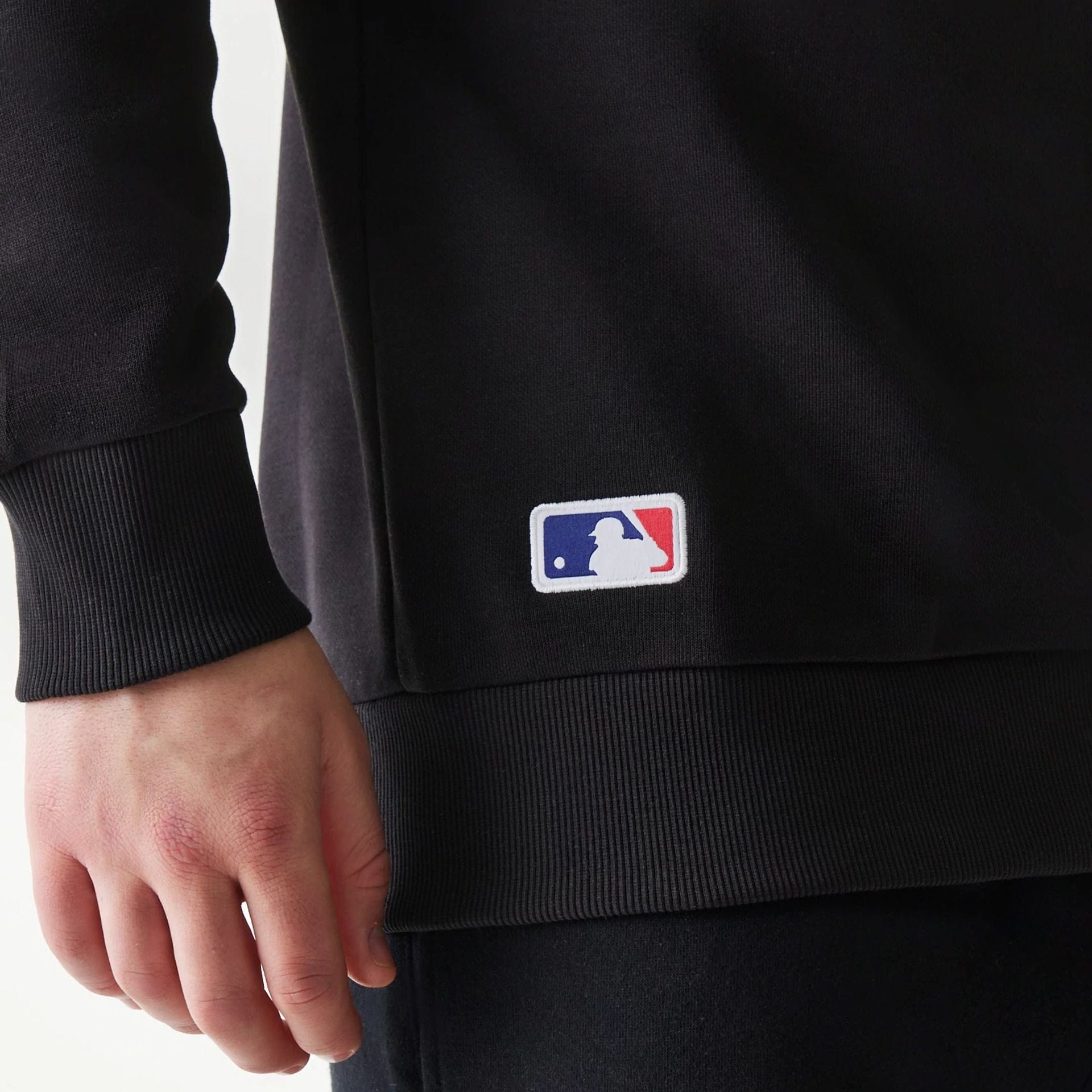 The Male model is wearing New York Yankees MLB Regular Black Crew Neck Sweater 5