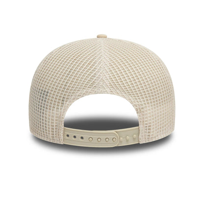 This is a New Era Outdoor Cream Golfer Adjustable Cap 4