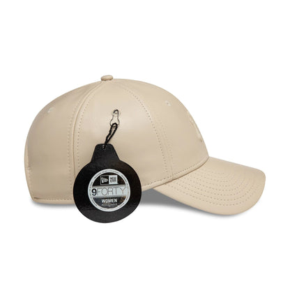 This is a New York Yankees Womens Leather Cream 9FORTY Adjustable Cap 4