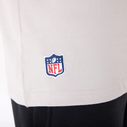 The Male model is wearing Kansas City Chiefs NFL Graphic Cream T-Shirt 5