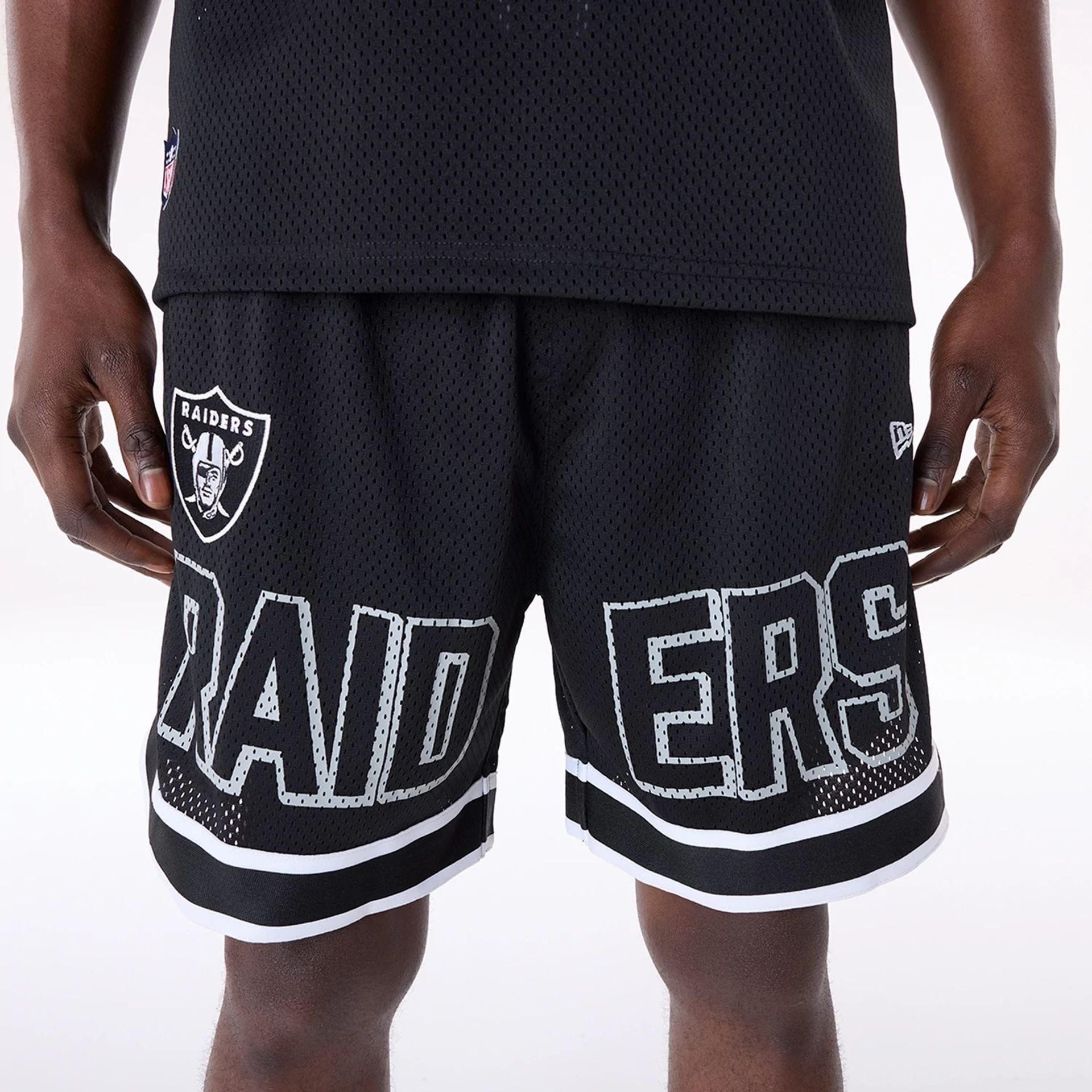 ★Mitchell & Ness Las Vegas Raiders Mesh Shorts 関税込★ Mitchell & Ness Las Vegas Raiders Mesh Shorts | PacSun