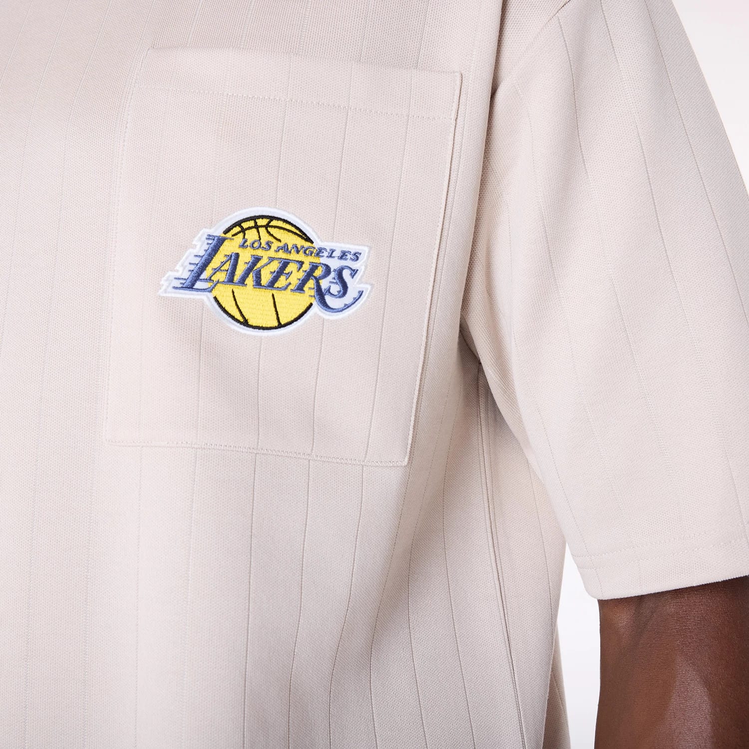 Camiseta New Era Los Angeles Lakers - Blanca, Manga Corta, Talla XL Para Hombre