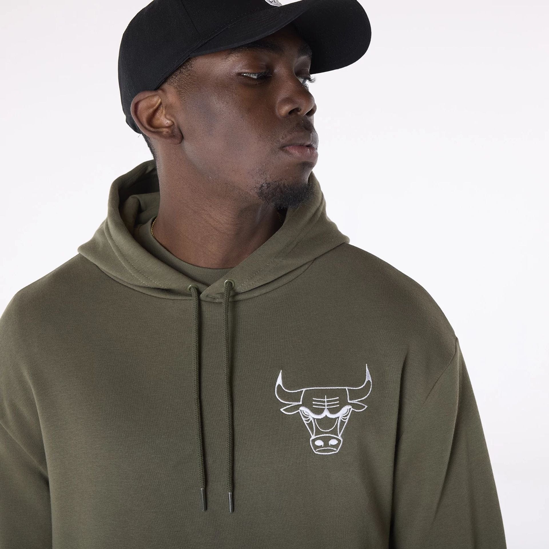 The Male model is wearing Chicago Bulls NBA League Essential Green Oversized Pullover Hoodie 8