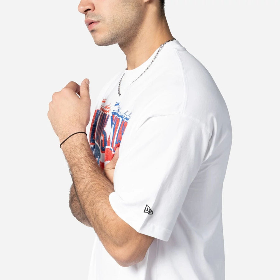 The Male model is wearing MLB Dueling Logos Toronto Blue Jays VS Philadelphia Phillies Sport Classic White T-Shirt 3