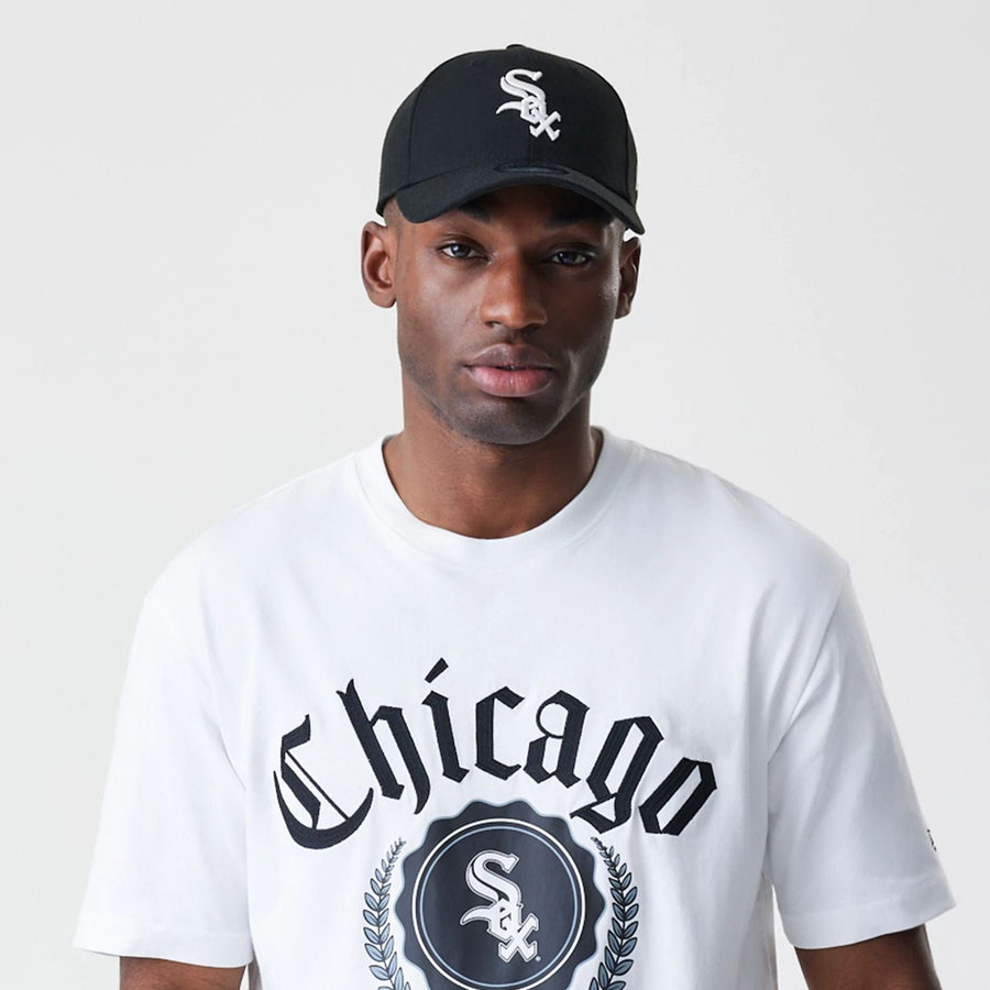 The Male model is wearing Chicago White Sox Throwback Prep White T-Shirt 3