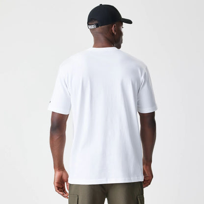 The Male model is wearing Chicago White Sox Throwback Prep White T-Shirt 2