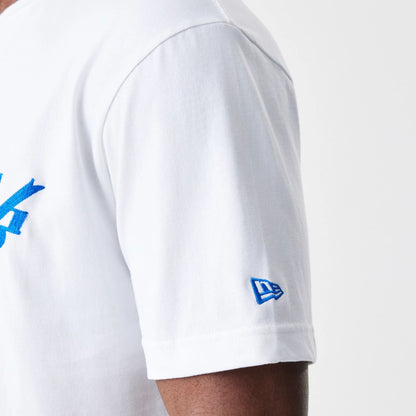 The Male model is wearing New York Knicks Throwback Prep White T-Shirt 4