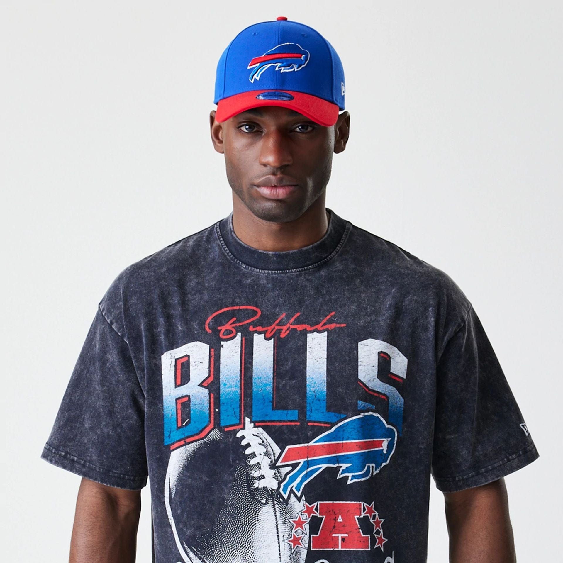 The Male model is wearing Buffalo Bills Sport Classic Black T-Shirt 4