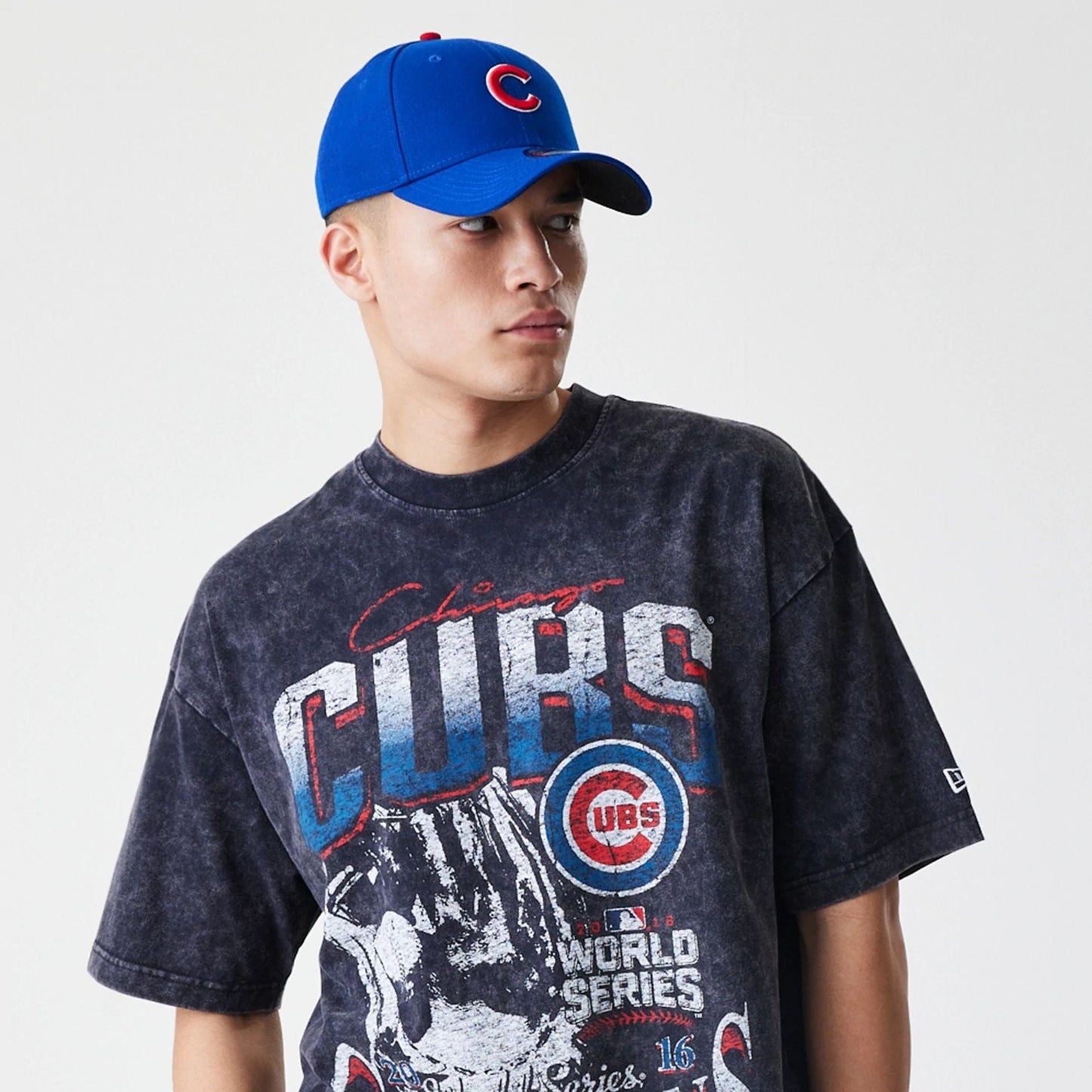 The Male model is wearing Chicago Cubs Sport Classic Black T-Shirt 4