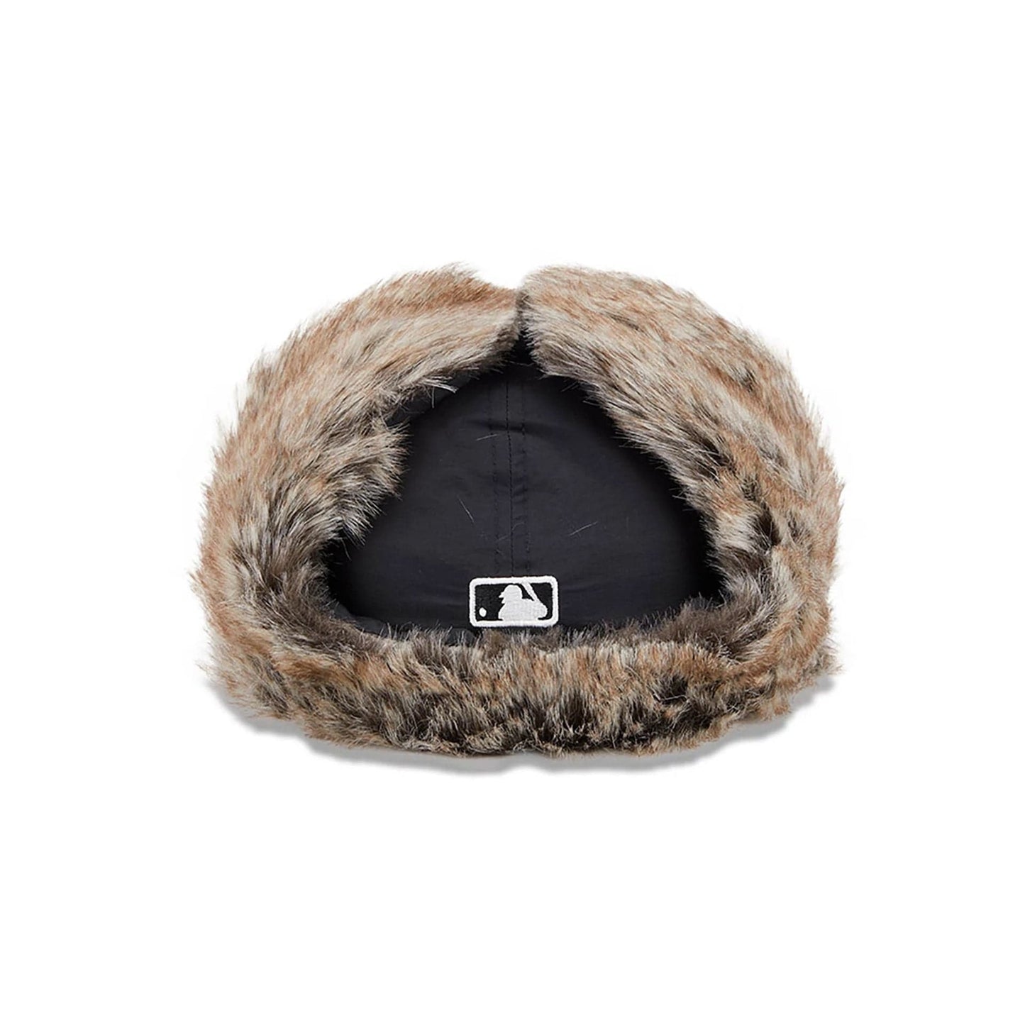 This is a New York Yankees Winter Dog Ear Black Retro Crown 59FIFTY Fitted Cap 5