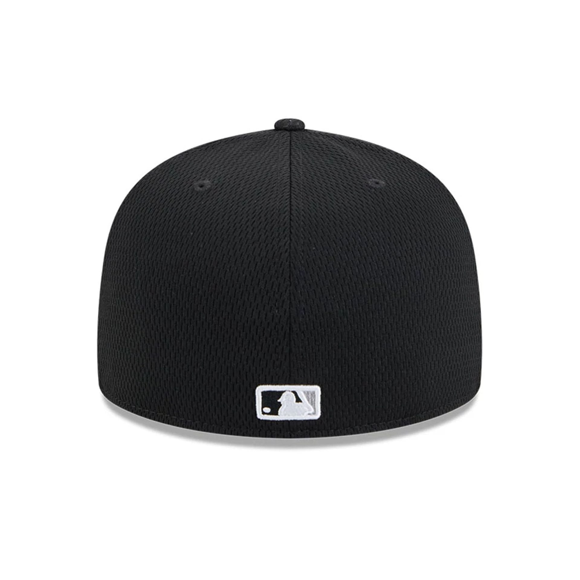 This is a Chicago White Sox Club House Black 59FIFTY Fitted Cap 5
