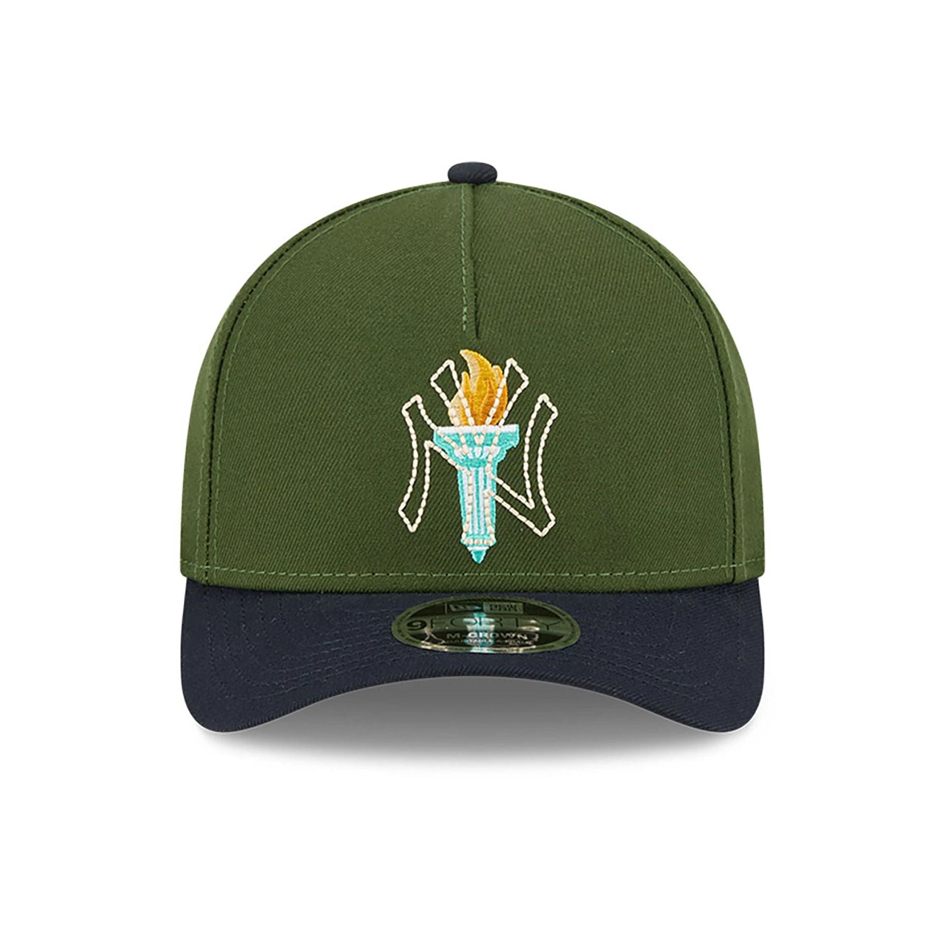 This is a New York Yankees City Feature Dark Green 9FORTY M-Crown A-Frame Adjustable Cap 4