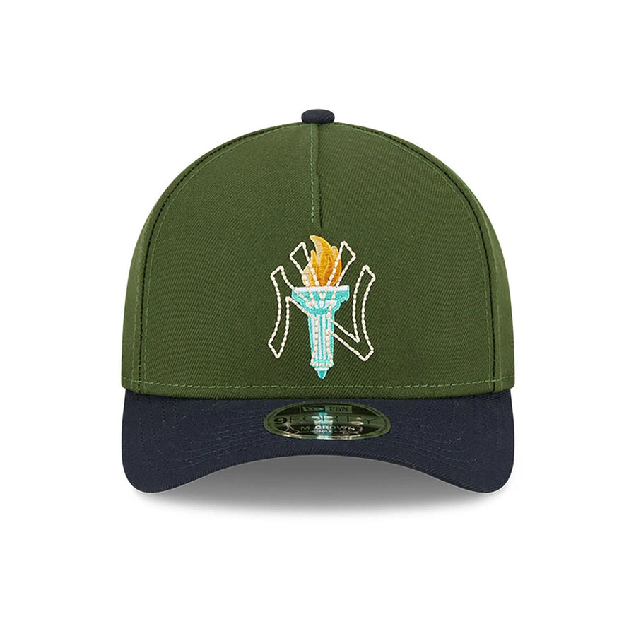 This is a New York Yankees City Feature Dark Green 9FORTY M-Crown A-Frame Adjustable Cap 4