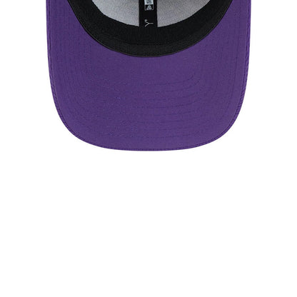 Pictured is this NBA Evergreen LA Lakers 39THIRTY Stretch Fit cap in purple. 7