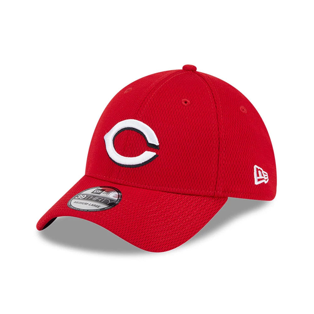 Pictured is this MLB Evergreen Cincinnati Reds 39THIRTY Stretch Fit cap in red. 1