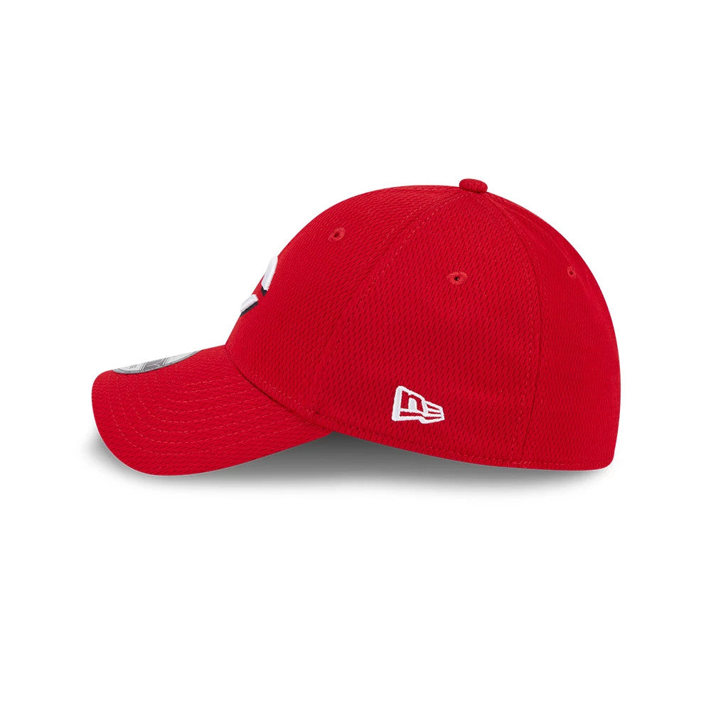 Pictured is this MLB Evergreen Cincinnati Reds 39THIRTY Stretch Fit cap in red. 5