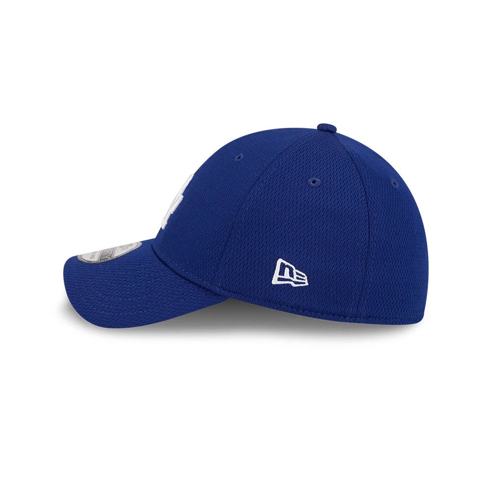 Pictured is this MLB Evergreen LA Dodgers 39THIRTY Stretch Fit cap in dark blue. 5