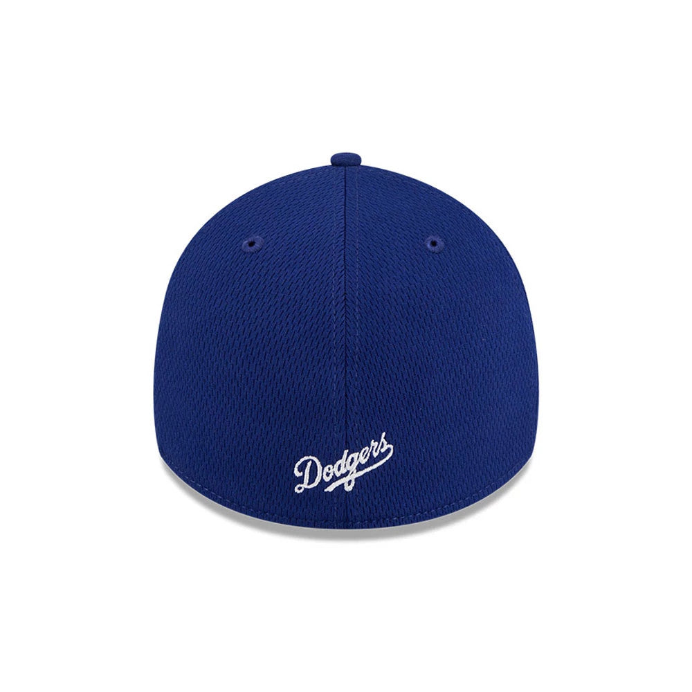 Pictured is this MLB Evergreen LA Dodgers 39THIRTY Stretch Fit cap in dark blue. 4