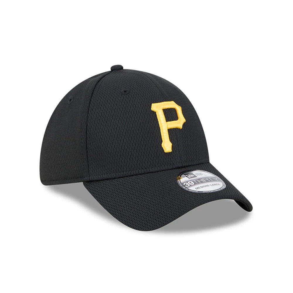 Pictured is this MLB Evergreen Pittsburgh Pirates 39THIRTY Stretch Fit cap in black. 3