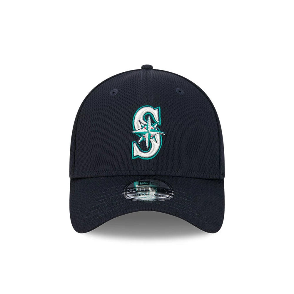 Pictured is this MLB Evergreen Seattle Mariners 39THIRTY Stretch Fit cap in navy. 2