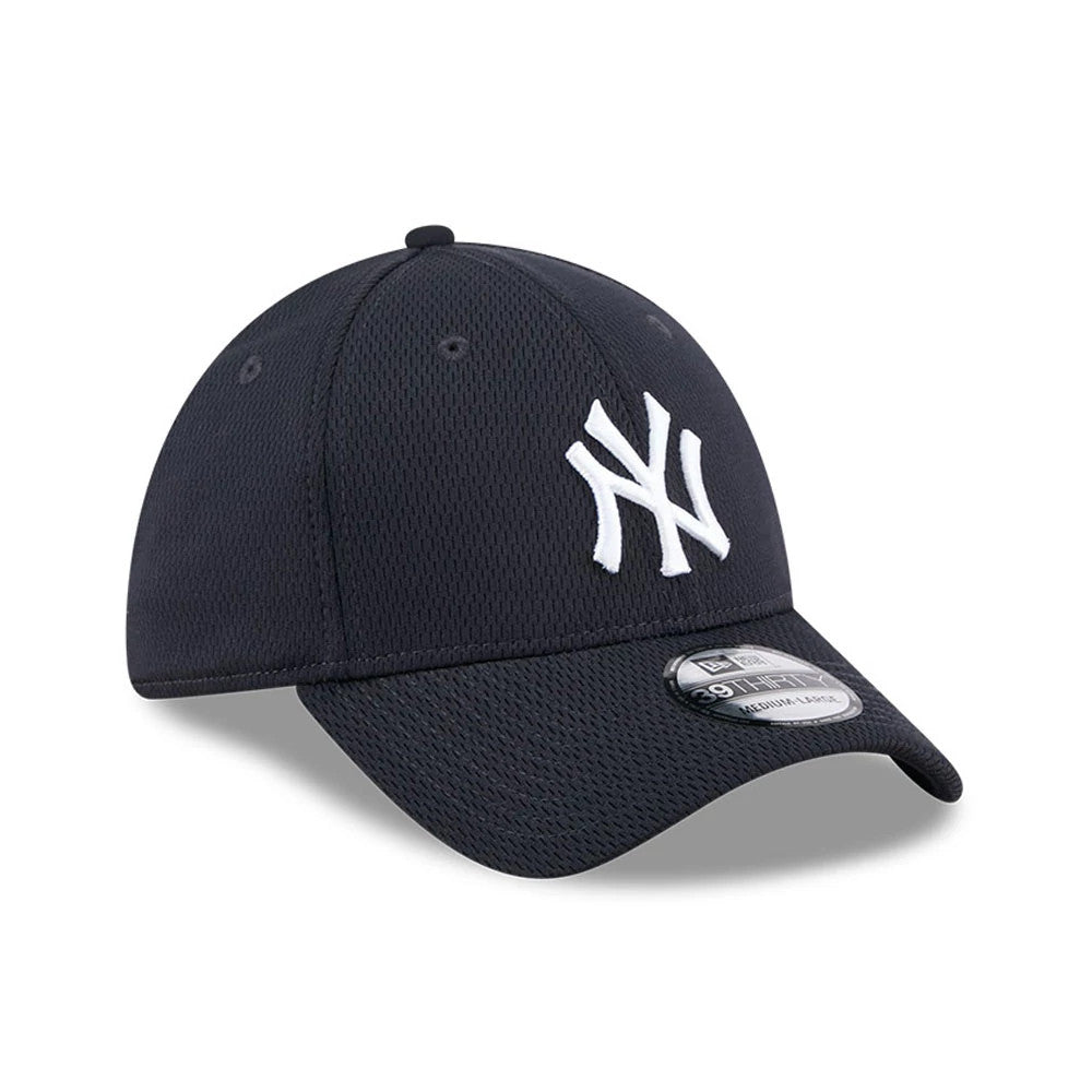 Pictured is this MLB Evergreen New York Yankees 39THIRTY Stretch Fit cap in navy. 3