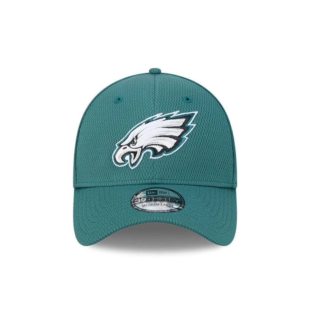 Pictured is this NFL Evergreen Philadelphia Eagles 39THIRTY Stretch Fit cap in dark green. 2