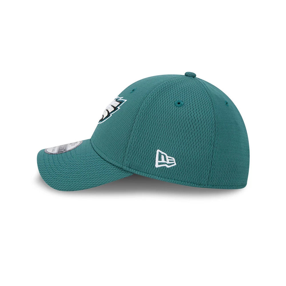 Pictured is this NFL Evergreen Philadelphia Eagles 39THIRTY Stretch Fit cap in dark green. 4