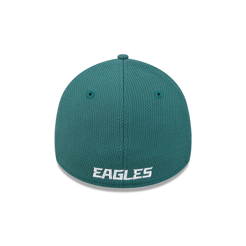 Pictured is this NFL Evergreen Philadelphia Eagles 39THIRTY Stretch Fit cap in dark green. 6