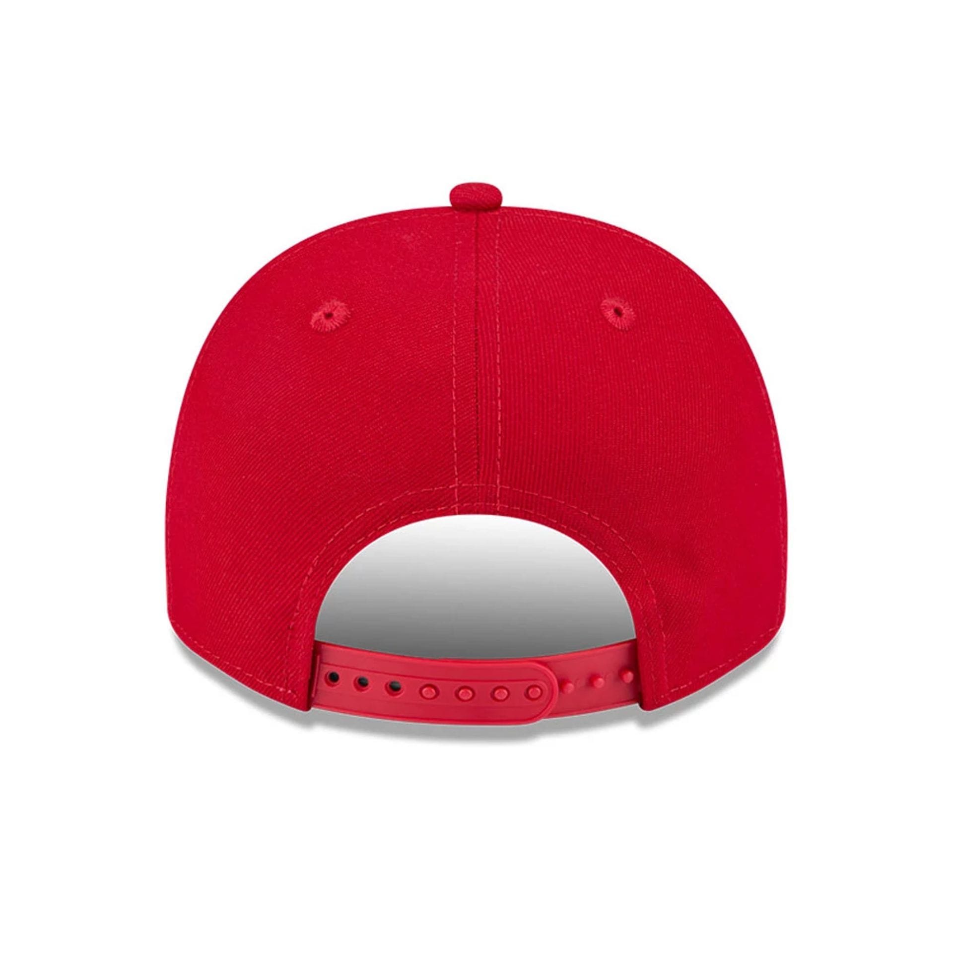 Pictured is this MLB Evergreen Cincinnati Reds 9FIFTY A-Frame Snapback cap in red. 7