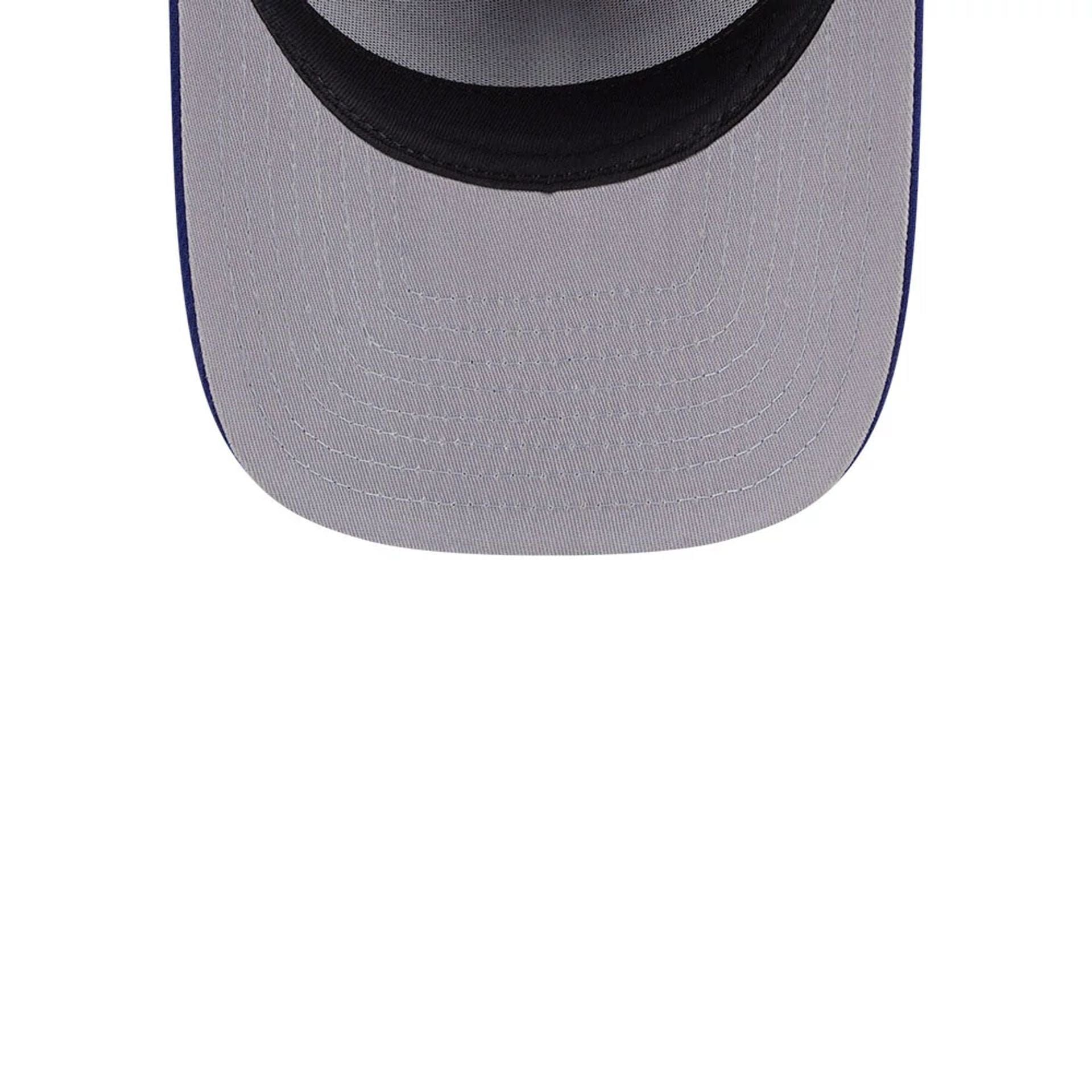 Pictured is this MLB Evergreen Texas Rangers 9FIFTY A-Frame Snapback cap in dark blue. 2