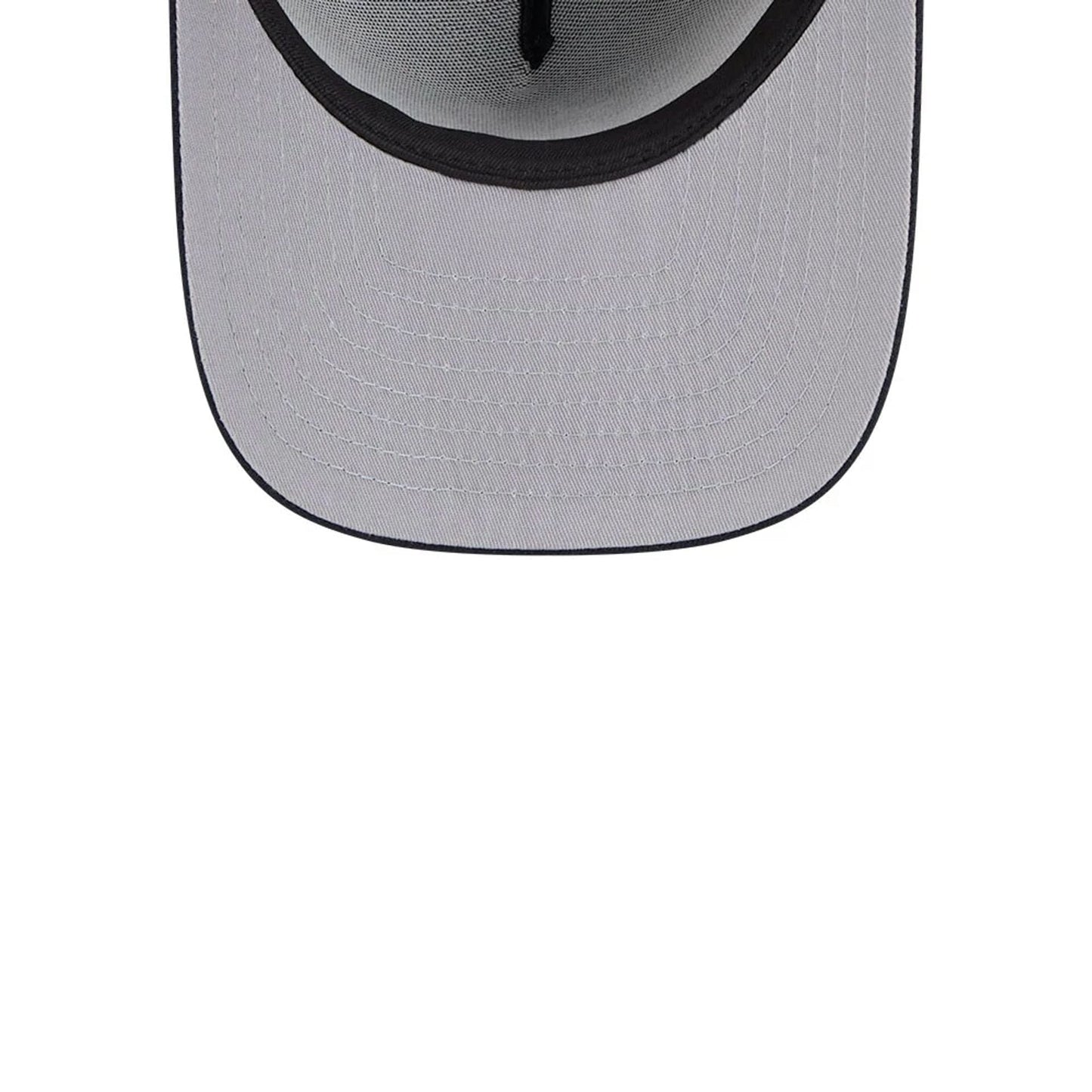 Pictured is this MLB Evergreen New York Yankees 9FIFTY A-Frame Snapback cap in navy. 2