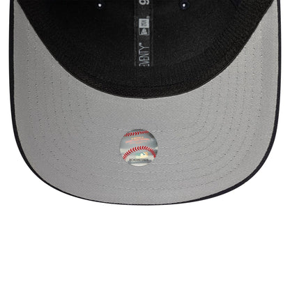 Pictured is this MLB Evergreen Boston Red Sox 9SEVENTY Stretch Snap cap in navy. 2