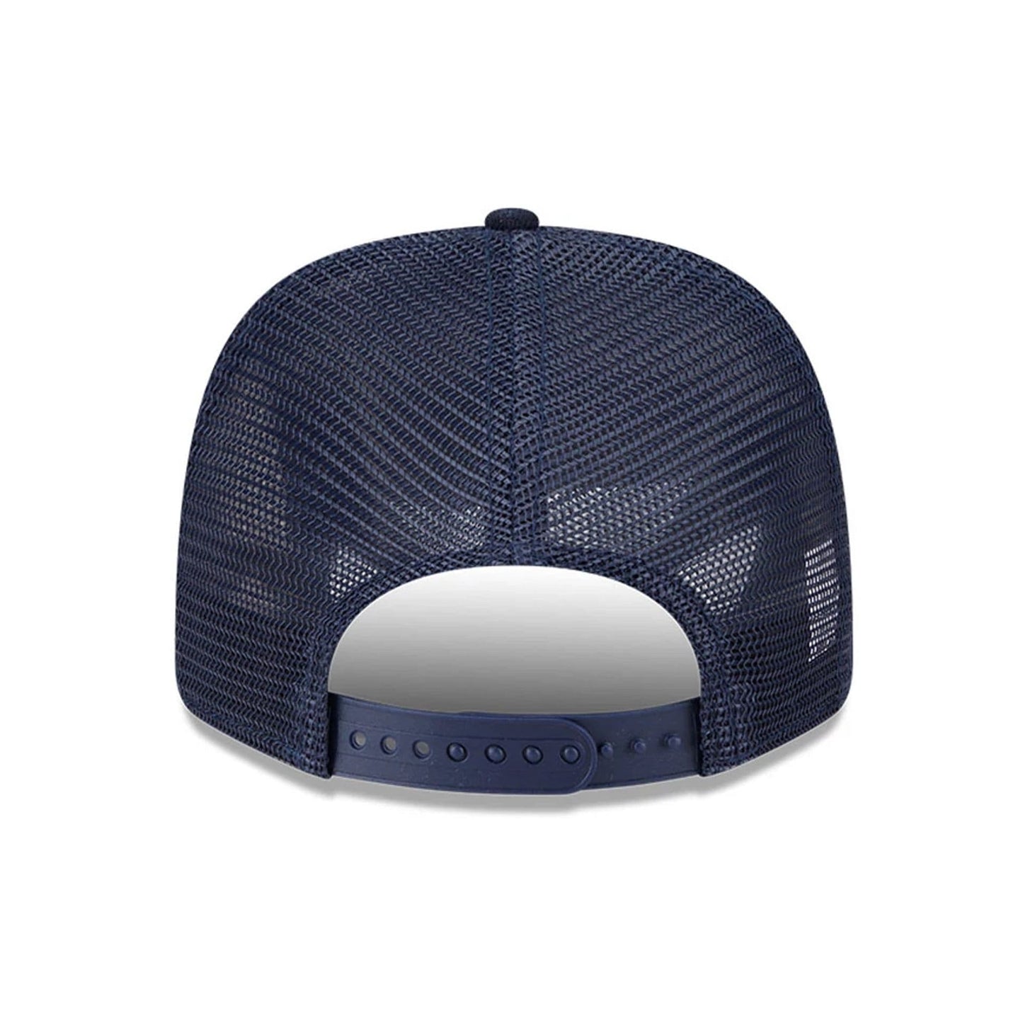 Pictured is this NFL Evergreen Chicago Bears 9SEVENTY Stretch Snap cap in navy. 7