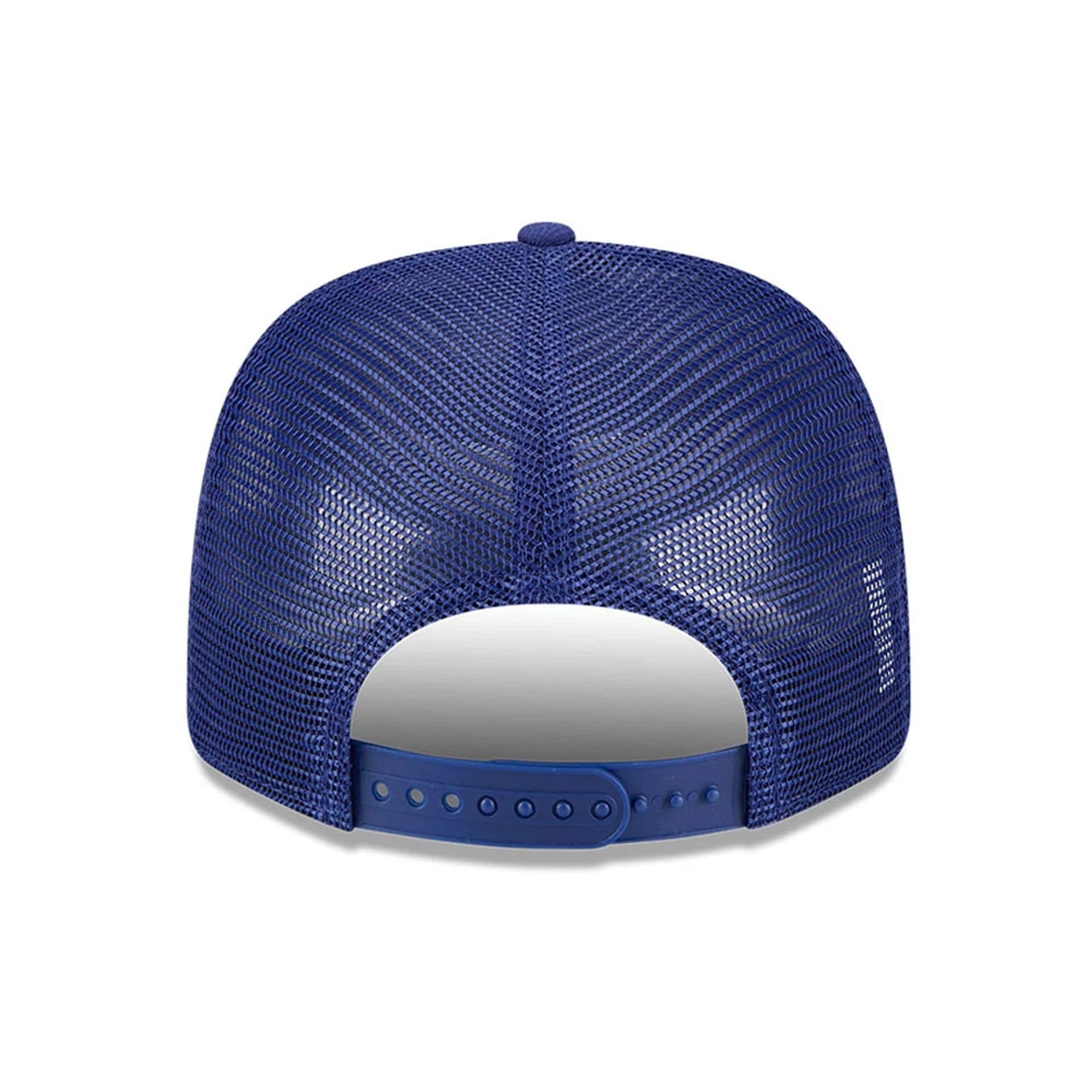Pictured is this MLB Evergreen LA Dodgers 9SEVENTY Stretch Snap cap in dark blue. 7