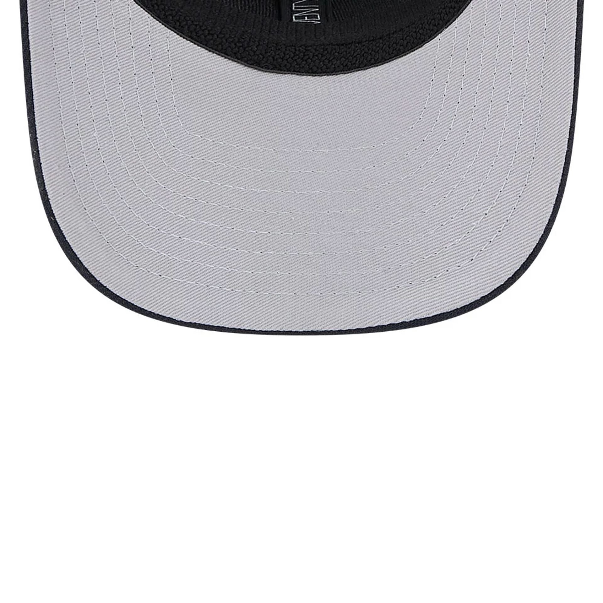 Pictured is this MLB Evergreen Houston Astros 9SEVENTY Stretch Snap cap in navy. 2