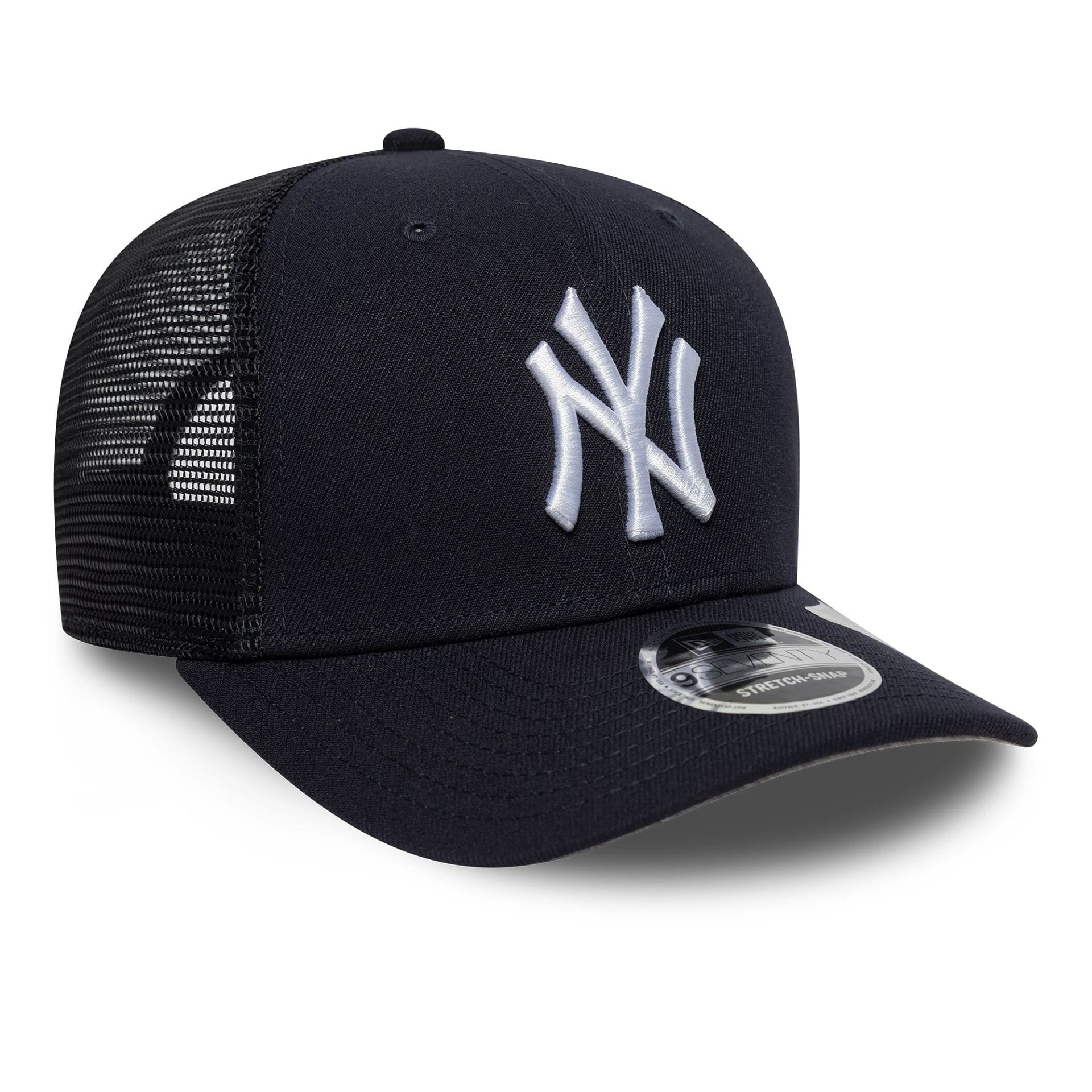 This is a New York Yankees MLB Official Team Colour Navy 9SEVENTY Stretch Snap Adjustable Cap 4