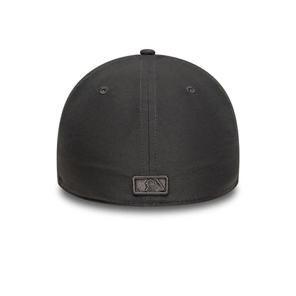 This is a New York Yankees Team Colour Dark Grey 39THIRTY Stretch-Fit Cap 5