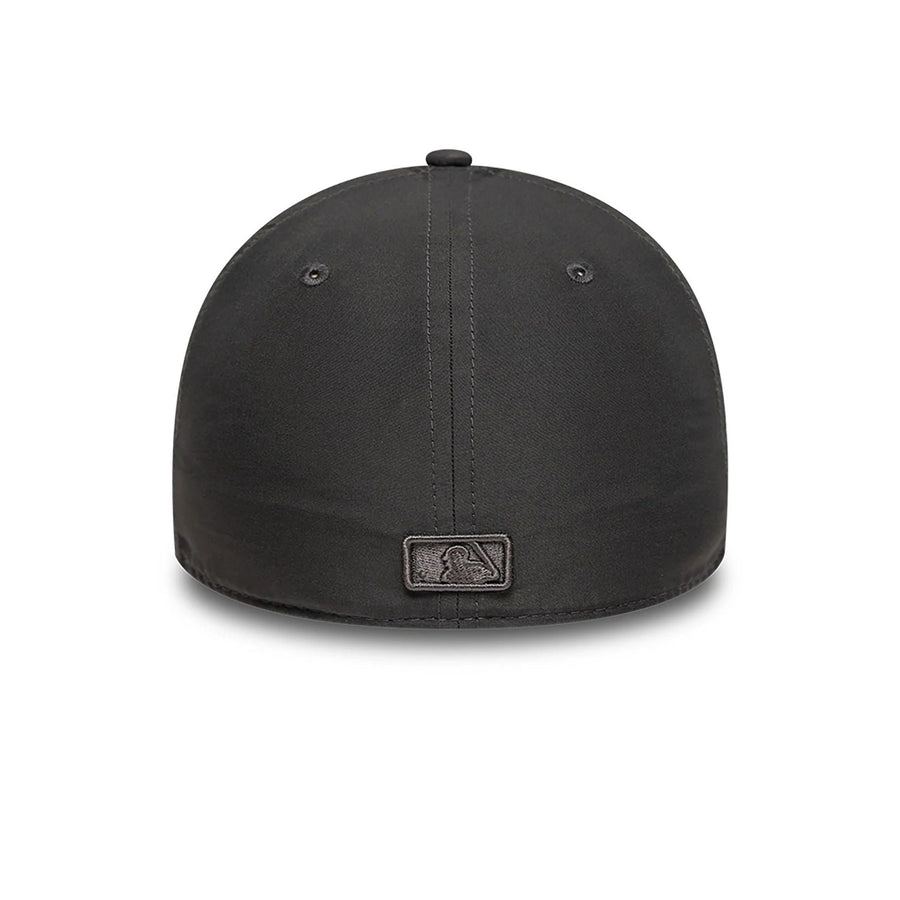 This is a New York Yankees Team Colour Dark Grey 39THIRTY Stretch-Fit Cap 5