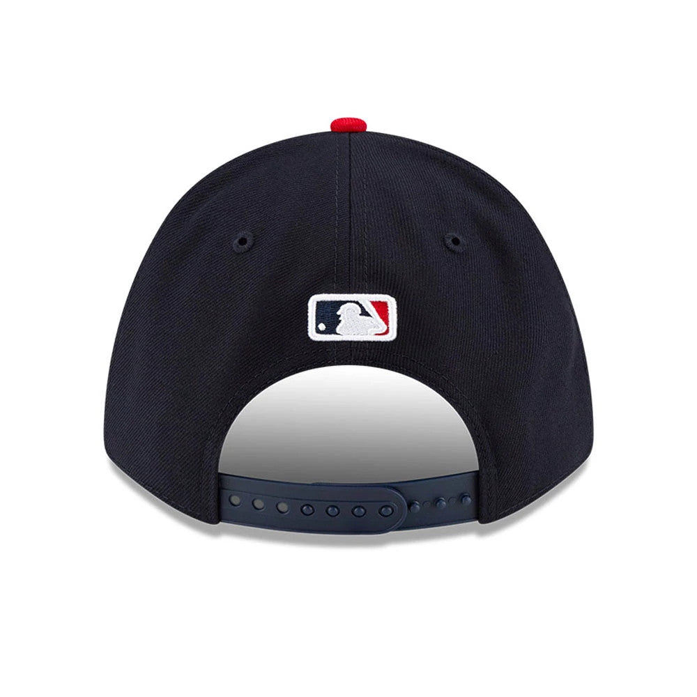 This is a Atlanta Braves MLB Player Replica Navy 9FORTY M-Crown Adjustable Cap 4