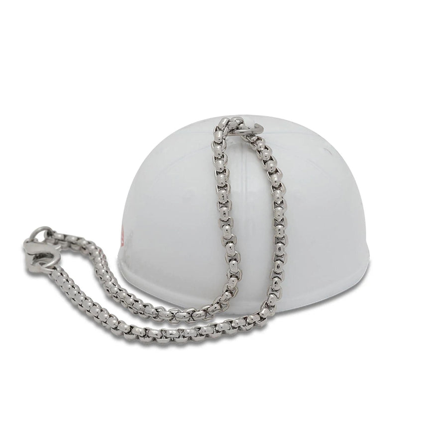 This is a New Era Double Pack White and Gold Festive Hanging Ornaments 9