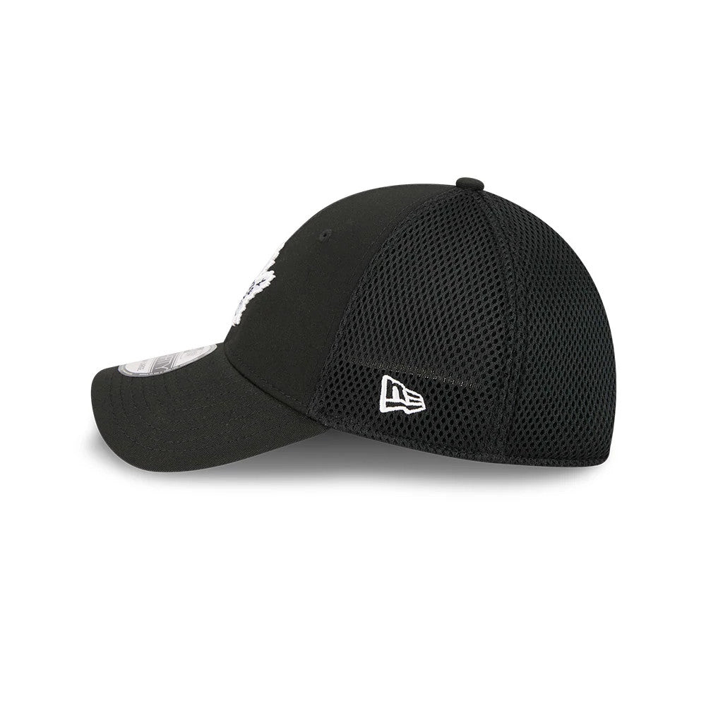 Pictured is this NHL Evergreen Neo Toronto Maple Leafs 39THIRTY Stretch Fit cap in black. 5