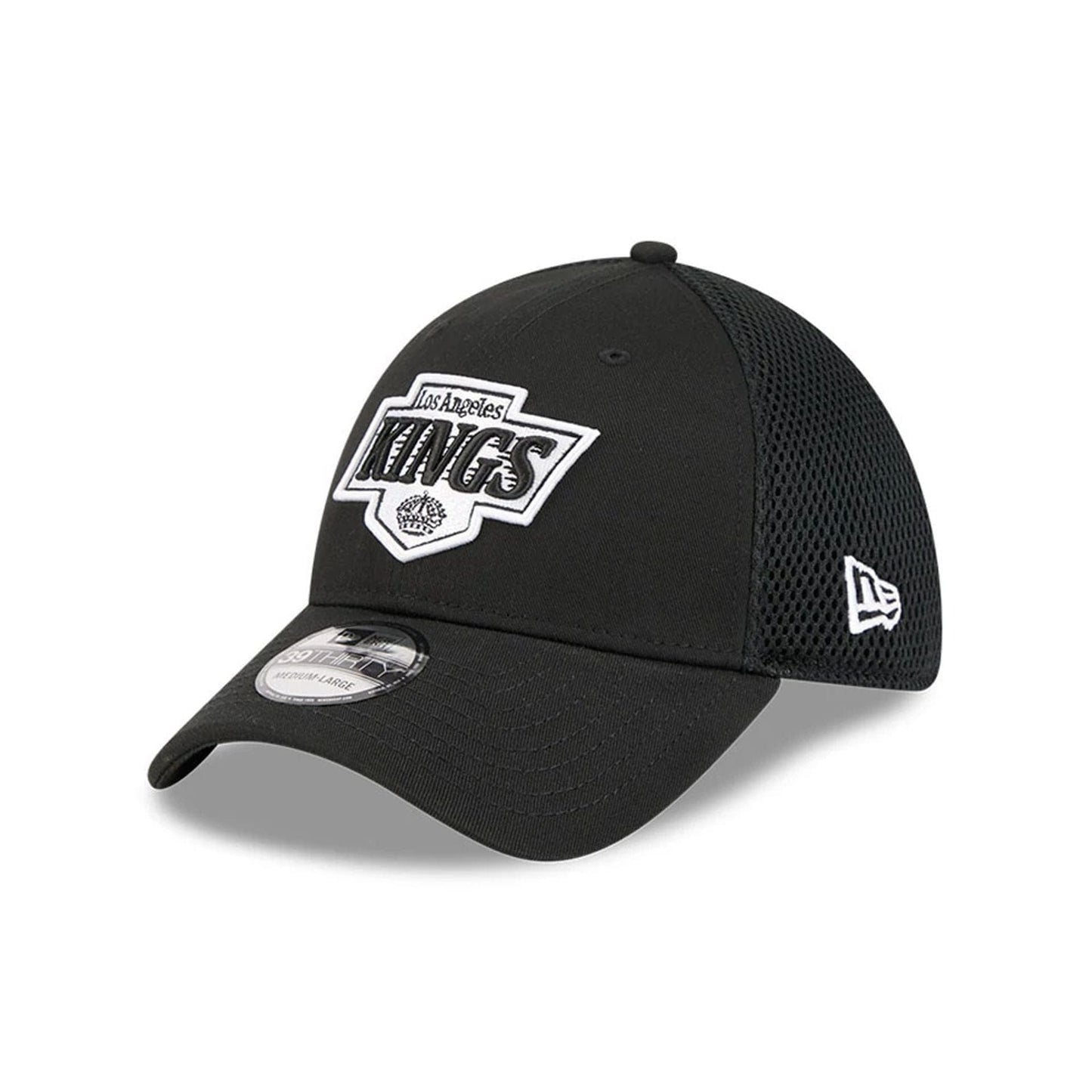Pictured is this NHL Evergreen Neo LA Kings 39THIRTY Stretch Fit cap in black. 1