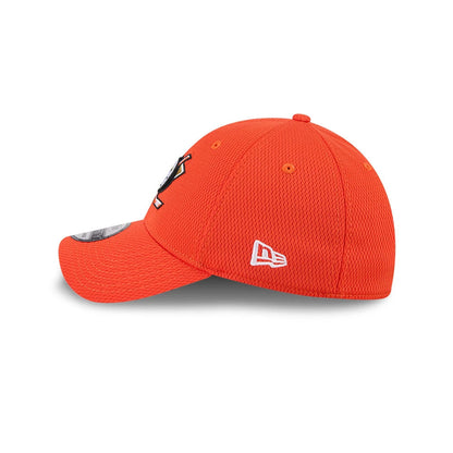Pictured is this NHL Evergreen Anaheim Ducks 39THIRTY Stretch Fit cap in orange. 5